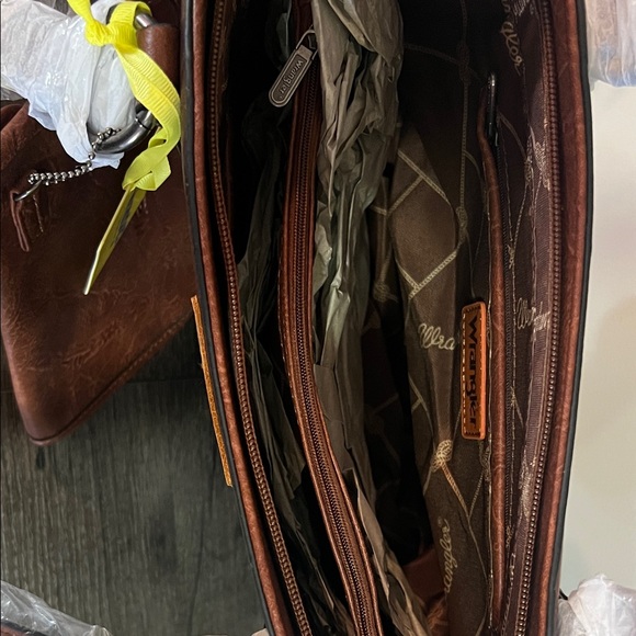 Wrangler Rich Brown Studded Shoulder Bag - Picture 5 of 8